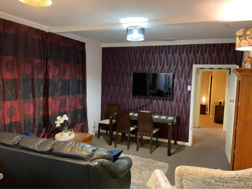 Bungalow on Centre photo 3