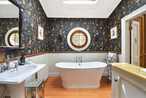 Coolangatta House and Studio