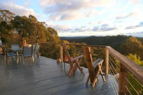 Nagual Retreat in Leura with views