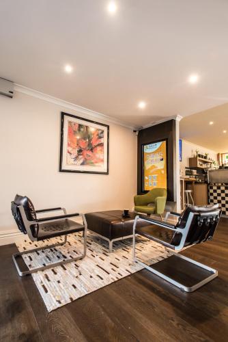 大堂, 瓦威樂國際大酒店 (The Waverley International Hotel) in 威福利谷