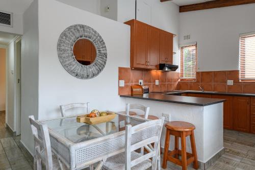 San Lameer Villa 1914 - 2 Bedroom Standard - 4 pax - San Lameer Rental Agency in Southbroom