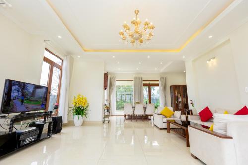 Palm Villa Đà Lạt 5 - Luxury Villa khu Villa Đồi An Sơn