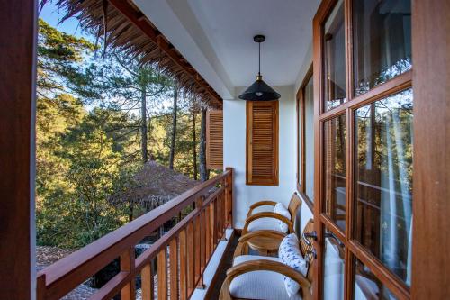Balcony/terrace, Tira Vilagna Suites & Spa in Kintamani