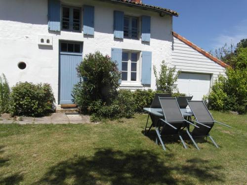 Gite a la Ferme - Location saisonnière - Essouvert