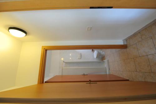 One-Bedroom Apartment image 5