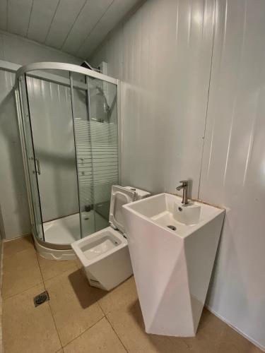 Bathroom, Awangan Palace in Bandar Indera Mahkota