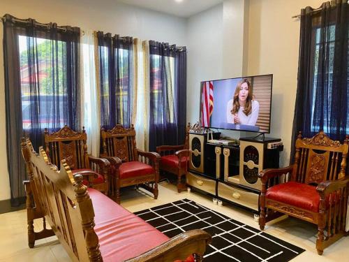 [location not yet specified]的3臥室獨棟住宅 - 100平方公尺/3間專用衛浴 (B1 - Spacious 3BR House w/ Netflix, WiFi, Parking) in 東卡加延德奧羅