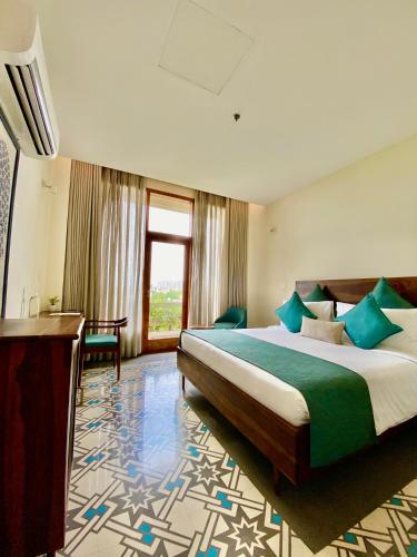 1 queen bed
