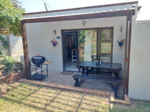 Patogumai, Big Blue Breaks in Umkomaas