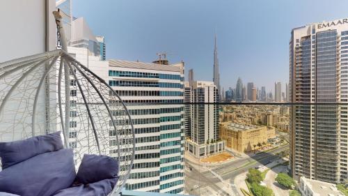 Stylish Studio with Burj Khalifa View - image 3