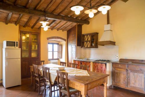 Villa Farmhouse with swimming pool in Chianti