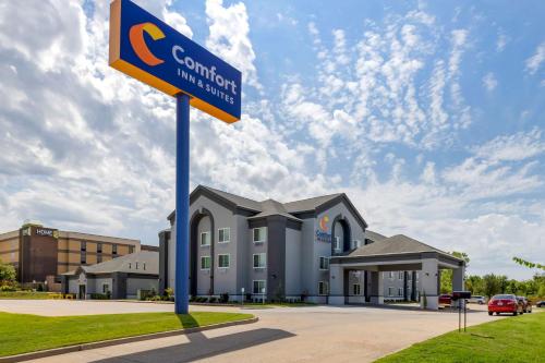 B&B Muskogee - Comfort Inn & Suites Muskogee - Bed and Breakfast Muskogee