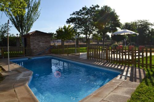 5 bedrooms villa with private pool jacuzzi and enclosed garden at Fernan Caballero