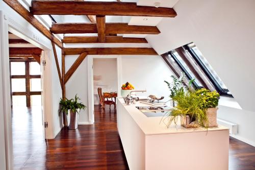 SCHLOSSRESIDENZ - Boutique Apartments & Hotel Suiten 5.4km von Stadttheater entfernt