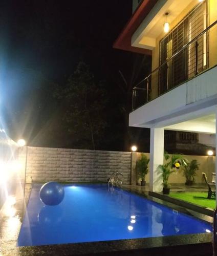 Cheerful 6BHK Villa at Afforadable Prices
