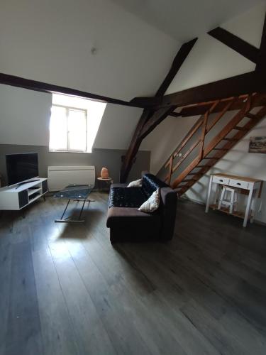 Grand Appartement chaleureux in Champagne-sur-Vingeanne