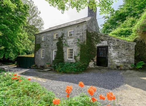 A magical hideaway overlooking the river Boyne