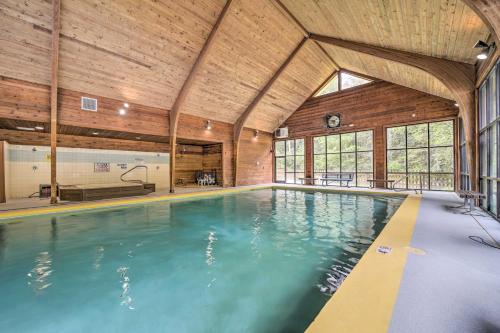 Sapphire Valley Retreat with Resort Amenities!