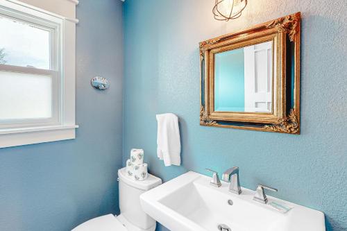 Moonshine 153 Moonshine 153