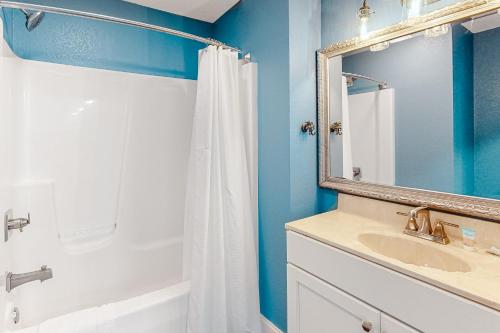 Moonshine 153 Moonshine 153