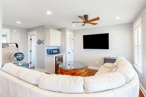 Moonshine 153 Moonshine 153