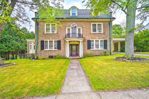 . Charming Historic Home about 1 Mi to Dtwn Olean!