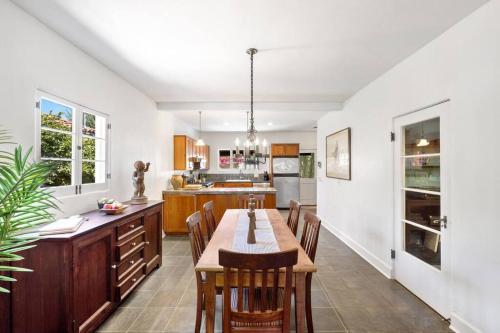 Secluded 4BR Spanish Oasis in the Heart of LA, Los Angeles (fotografie 7)