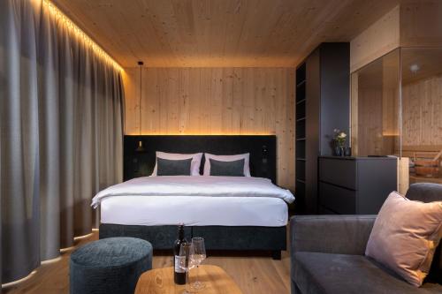 Suite with Sauna