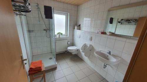 Bathroom, Ferienwohnung am Ring in Baar