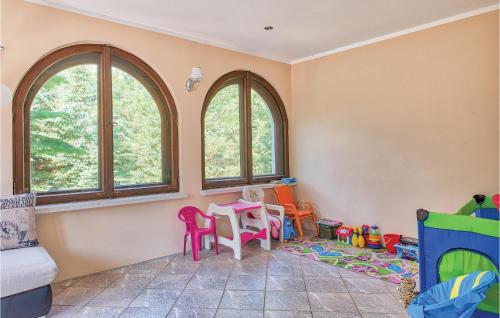 Seven-Bedroom Holiday Home in Pasym - image 11