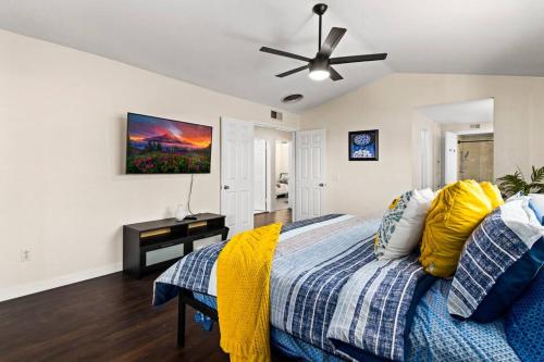 Decked Out Near Disney! Pool/Spa, Games +more! in Placentia (CA)