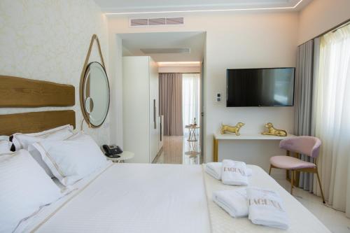 gedeelde lounge/tv-ruimte, Laguna Resort Boutique Hotel in Chalkidiki