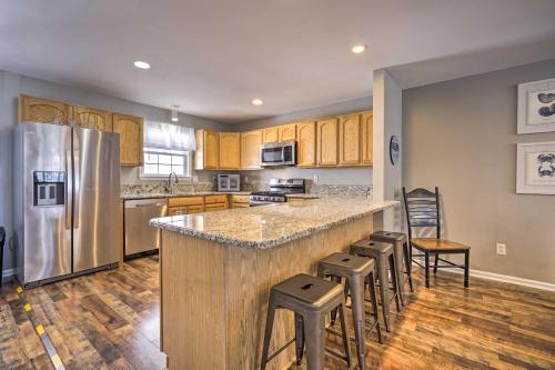 Wildwood Townhome Walk to Boardwalk and Beach! - image 10