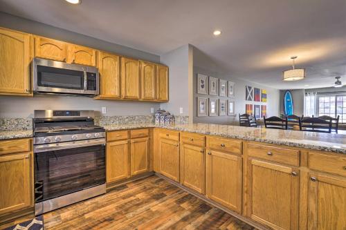 Wildwood Townhome Walk to Boardwalk and Beach! - image 12