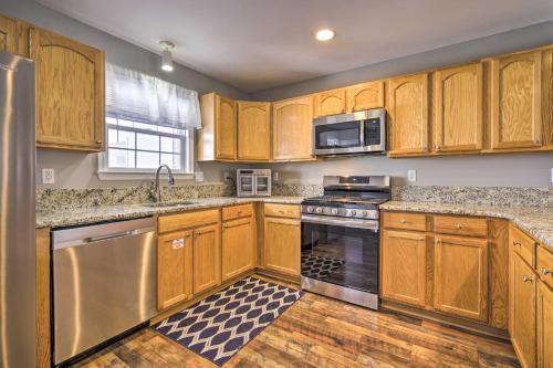 Wildwood Townhome Walk to Boardwalk and Beach! - image 13
