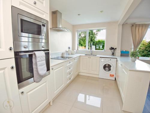 B43 Great Location Near Bhm City-Free Parking- Free WiFi- Near Villa Park photo 1