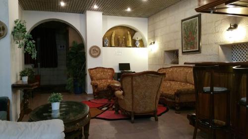 Zion Hotel - image 13