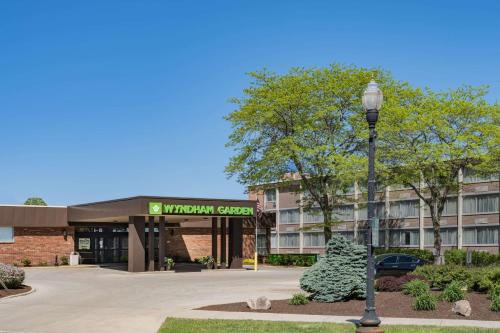 Wyndham Garden Kenosha