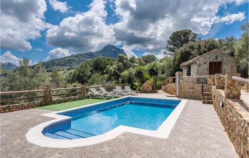Beautiful Home In El Gastor With Outdoor Swimming Pool, Wifi And 3 Bedrooms