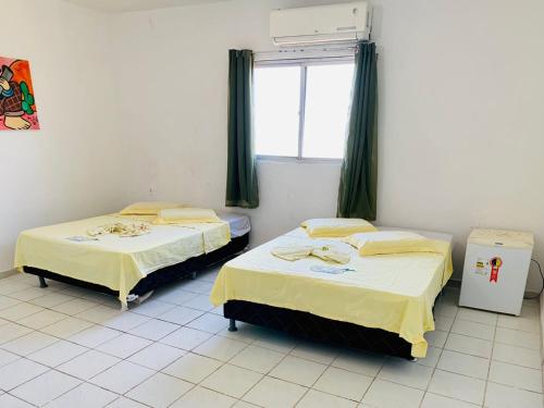 2 double beds