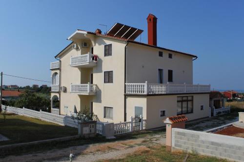  Apartment Novigrad 7037b in Bužinija