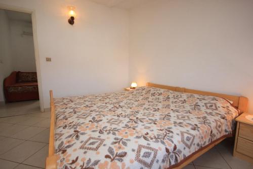 Two-Bedroom Apartment with Terrace image 10