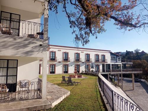 391479501 Hotel Danini