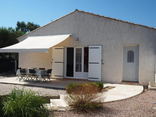 Ground floor holiday home with modern design, Montagnac - Location saisonnière - Montagnac