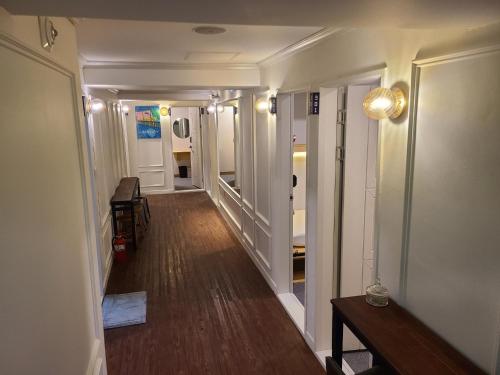 Lobby, Elephant Hostel in Busan