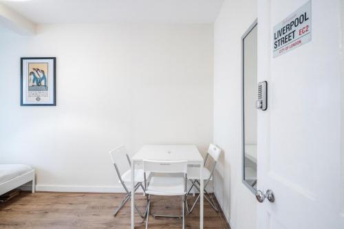 APlaceToStay Central London Apartment, Zone 1 LIV 3