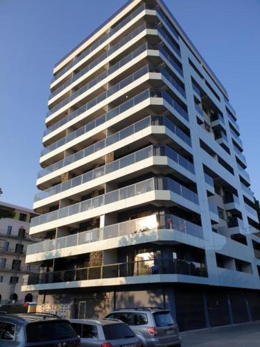 Beach Vibe Mamaia by the Sea - Apartment - Mamaia