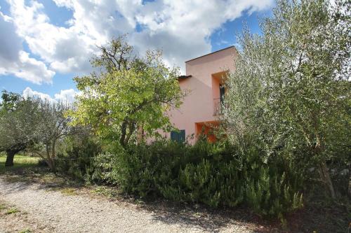 4 bedrooms, 7 beds