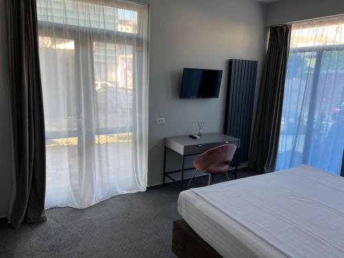 Urban 7 Residence Room Type - Deluxe Double Room