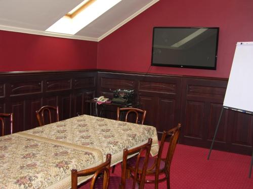 Business center, Adler Hotel in Budaors